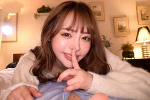 đang học thì anh bồ mò tay vào quần móc bím làm em dâm đãng thèm chịch